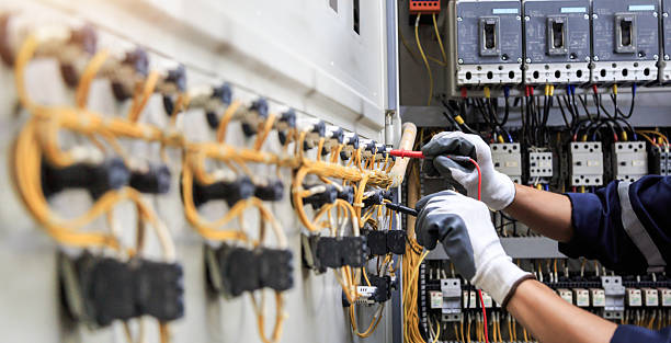 Professional Electrician technician working in Elgin, OR